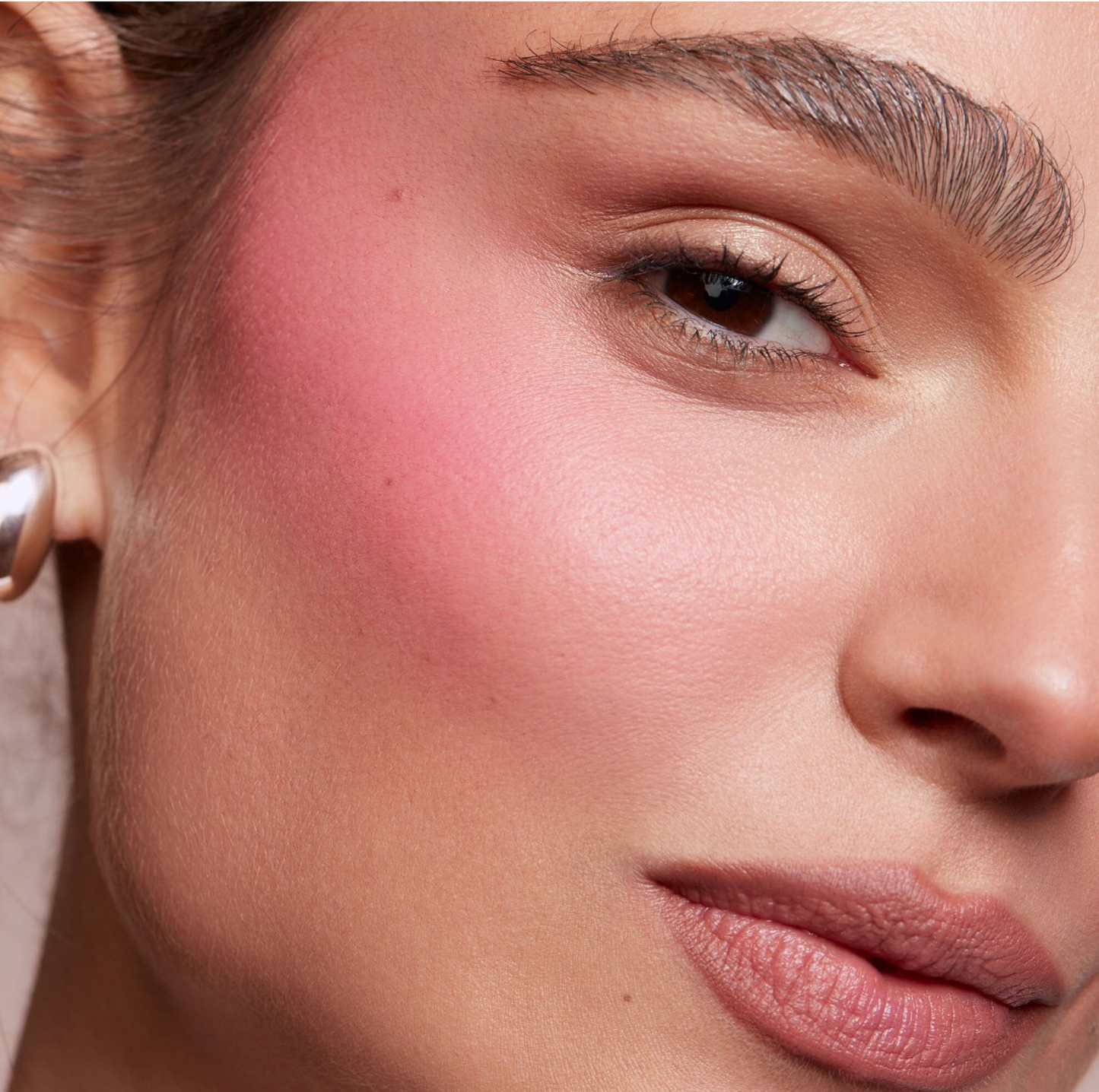 Patrick Ta - Major Headlines - Double-Take Creme & Powder Blush Duo | She's Giving (vibrant blue pink)