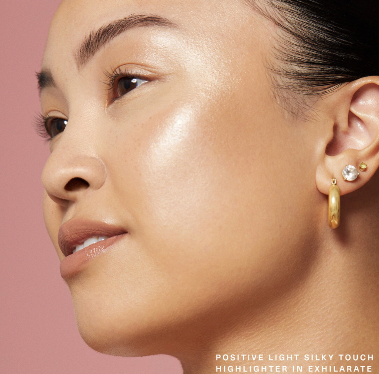 Rare Beauty - Positive Light Silky Touch Highlighter | Exhilarate - champagne gold